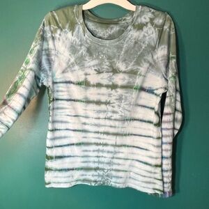 Tie-Dye Long Sleeve Shirt